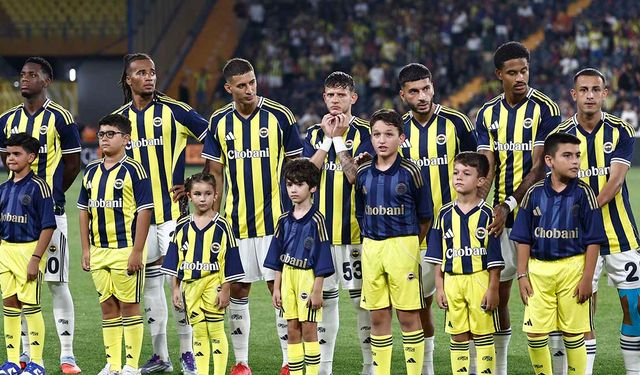 Minik Taraftarlara Dev Fırsat: Feyenoord Maçında Seremoni Heyecanı
