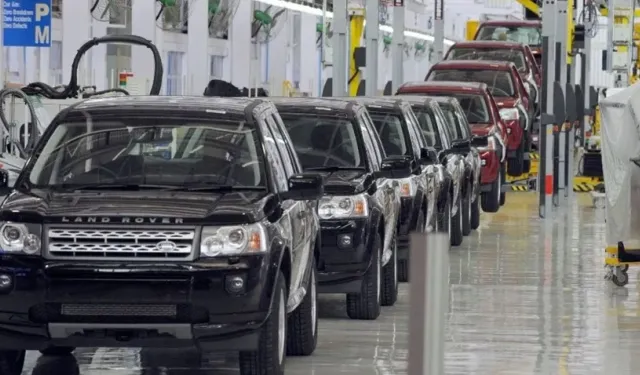 Jaguar Land Rover'dan Şok Kararı: Üretim 1 Ekim'e Kadar Durduruldu