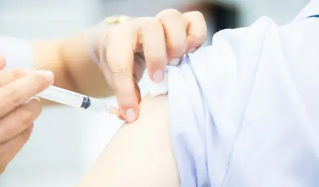 Grip Aşısı Sezonu Başladı: 2025'te Fiyatı Ne Kadar ve Kimler Öncelikli?