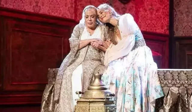 7 Kocalı Hürmüz'de Fırtına Kopuyor: Mine Koşan İşten Çıkarılıp Canlı Yayında Tepki Gösterdi