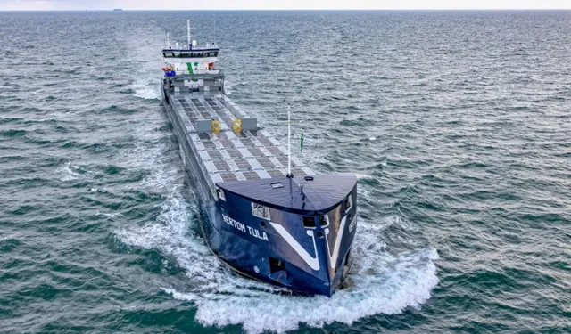 Denizlerde Yeşil Dönem Başlıyor: Yük Gemisine Kurulan Güneş Enerjisi Sistemiyle Yeni Çağ Başladı