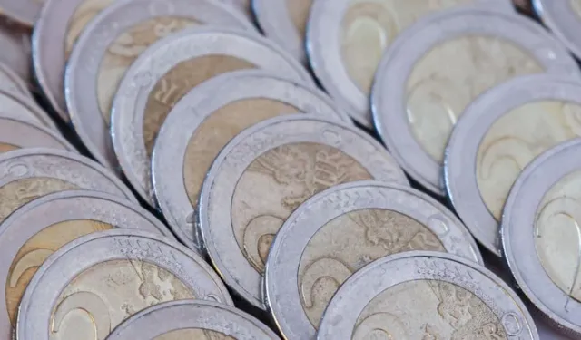 Notre-Dame’ın Yeniden Doğuşu Paraya Yansıdı: 2 Euroluk Madeni Para 24 Bin TL’ye Alıcı Buluyor