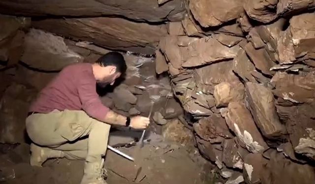 Bradost’ta Toprağın Altından Çıkan Sır: 2500 Yıllık “Kral ve Muhafızları” Mezar Odası Ortaya Çıkarıldı