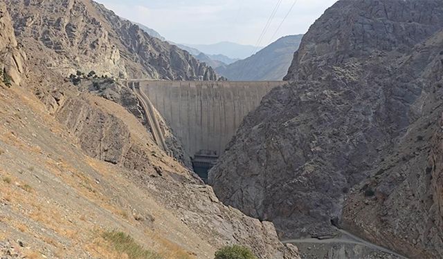 İran’ın Kuraklıkla Mücadelesinde Yeni Hamle: Dev Deniz Suyu Hattı Genişliyor