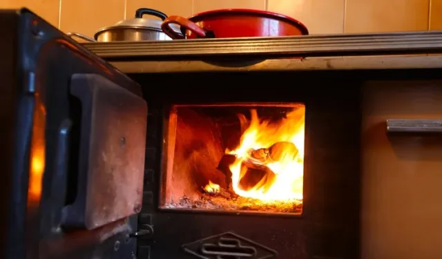 Avrupa’da Odun Sobası Tartışması Büyüyor: Milyonlarca Hane Değişime Zorlanıyor