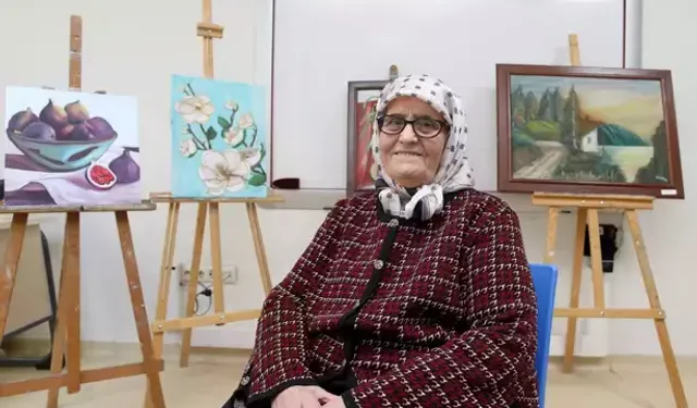 81 Yaşında Öğrenme Azmiyle Kalıpları Yıktı: “Evde Oturmadı, Hayata Karıştı”
