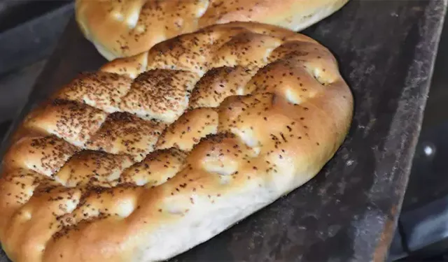 İzmir’de Ramazan Pidesi Fiyatı Netleşti: 300 Gramlık Pide 30 TL’den Satılacak