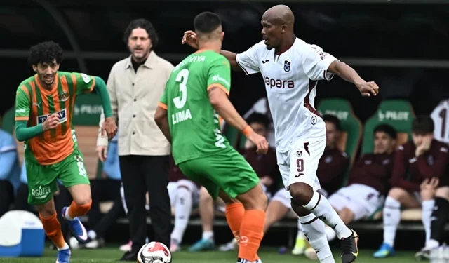 Alanya’da Puanlar Paylaşıldı: Trabzonspor Zirve Takibini Sürdürdü