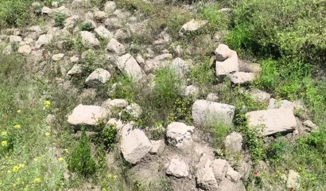 Villa Projesi Tarihe Takıldı: Kazıdan Roma Mezarlığı ve Antik Su Kanalı Çıktı