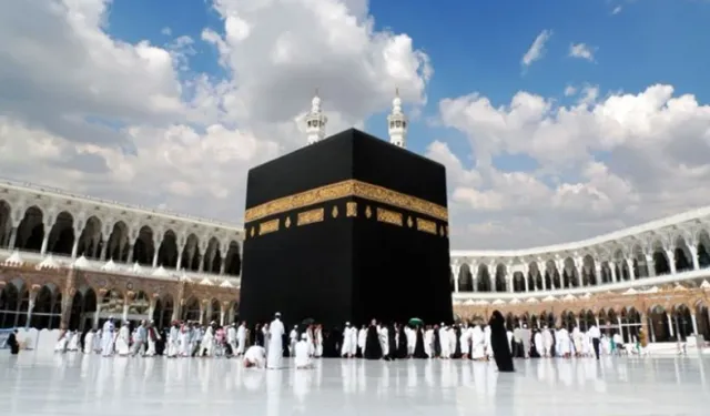 Kutsal Topraklarda Bayram Coşkusu: Milyonlarca Hacı Kabe’de Saf Tuttu