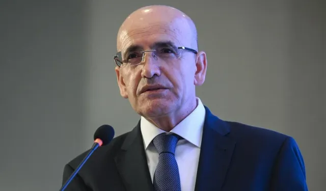 Şimşek'ten Ekonomi Mesajı: 23 Çeyreklik Büyüme Serisi ve Enflasyonla Mücadelede Kararlılık Vurgusu