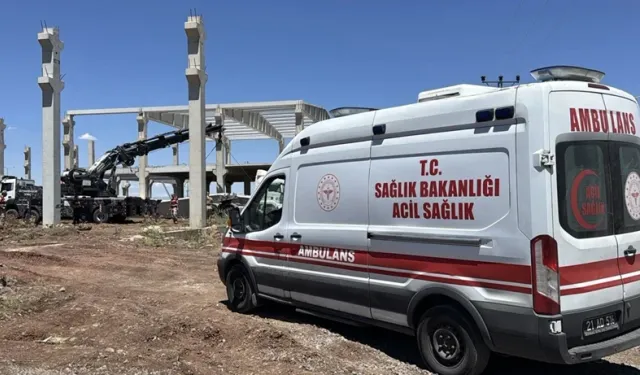 Diyarbakır'da Fabrika İnşaatında Facia: Beton Blok İşçilerin Üzerine Düştü