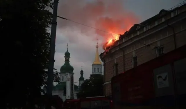 Kiev Gecesi Alevlere Teslim Oldu: Rusya'nın Füze Saldırısında Can Kaybı Arttı