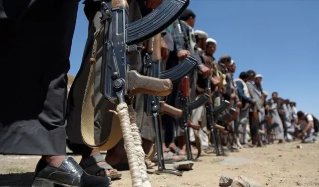 Husilerden Suudi Arabistan'a Sert Uyarı: Petrol Tesisleri ve Stratejik Hedefler İçin Füze Tehdidi
