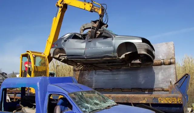 Hurda Araçlarda Yeni Dönem Başlıyor: Milyonlarca Otomobili İlgilendiren Karar Yürürlüğe Girdi