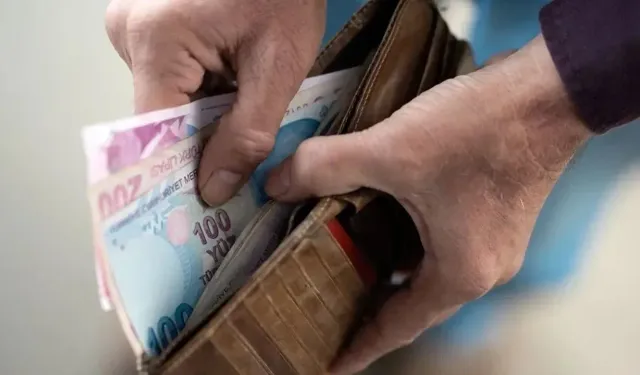 Emekli promosyonunda rakamlar değişti! İş Bankası ve Akbank ne kadar ödüyor?
