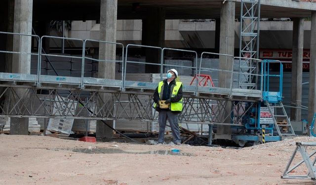 İspanya'da İnşaat Sektöründe Büyük Fırsat! 700 Bin Çalışan Aranıyor, Yıllık Maaş 1,6 Milyon TL'yi Aşıyor