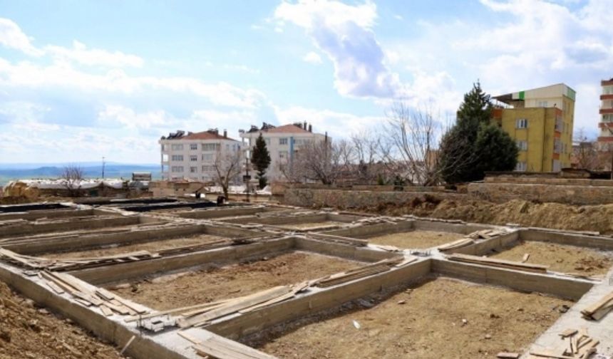 Ergani’de 720 metrekarelik kalıcı semt pazarının yapımına başlandı