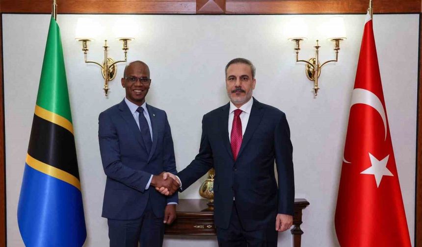 Bakan Fidan, Tanzanya Dışişleri ve Doğu Afrikayla İşbirliği Bakanı Makamba ile bir araya geldi