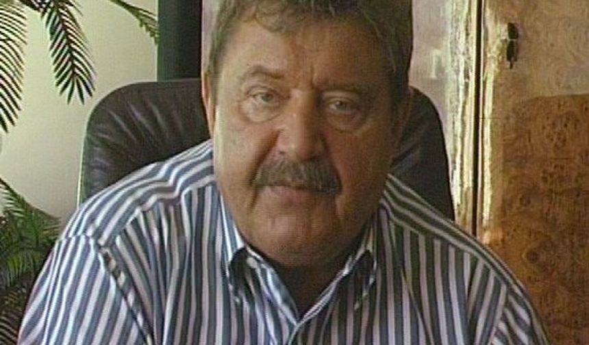 Eski Spordan Sorumlu Devlet Bakanı Mehmet Ali Yılmaz, İstanbul Beşiktaş’taki evinde ölü bulundu.
