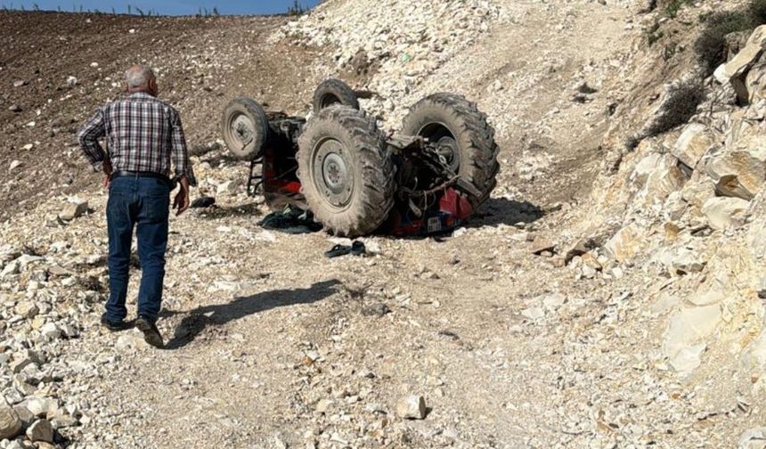 Kilis’te traktör devrildi: 1 ölü