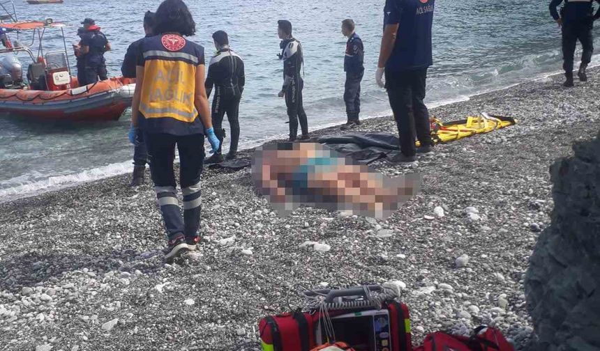 Marmaris’e tatile gelen İngiliz turist denizde hayatını kaybetti