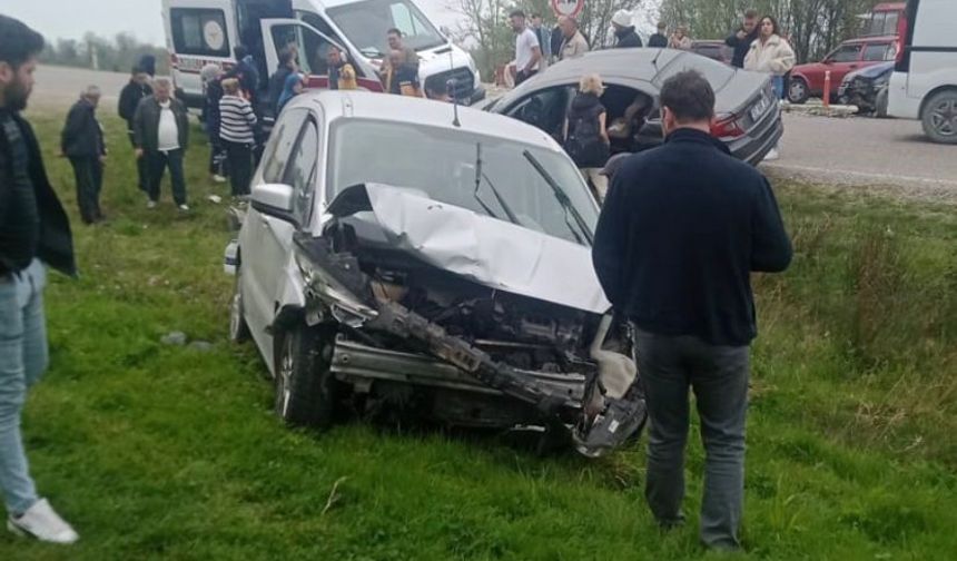 Sinop’ta zincirleme trafik kazası: 10 yaralı