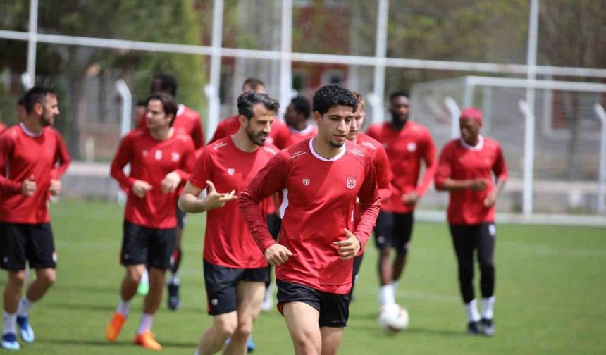 Sivasspor’da Konya maçı hazırlıkları başladı