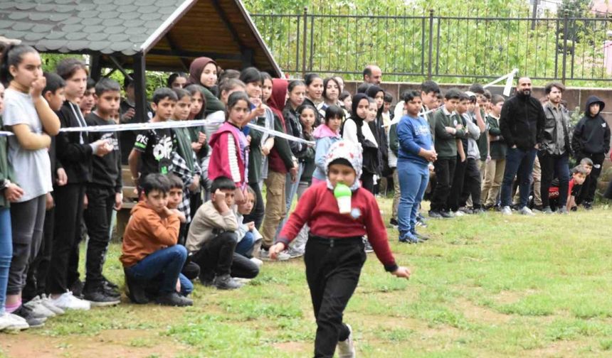 Bitlis’te ‘Geleneksel Sokak Oyunları Şenliği’ düzenlendi