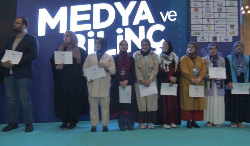TDV Devr-i Alem Gençlik Fuarı’nın kapanışı Ankara’da gerçekleştirildi
