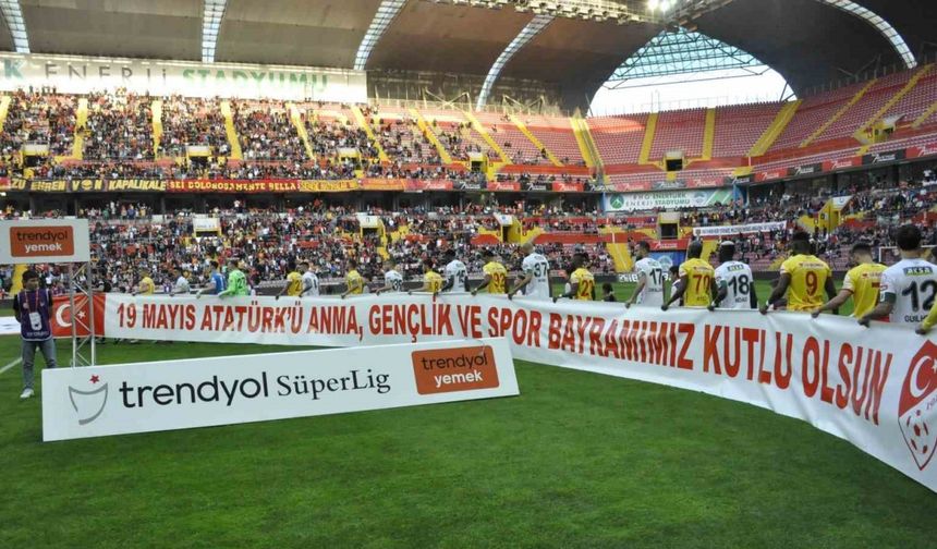 Trendyol Süper Lig: Kayserispor: 0 - Konyaspor: 0 (Maç devam ediyor)