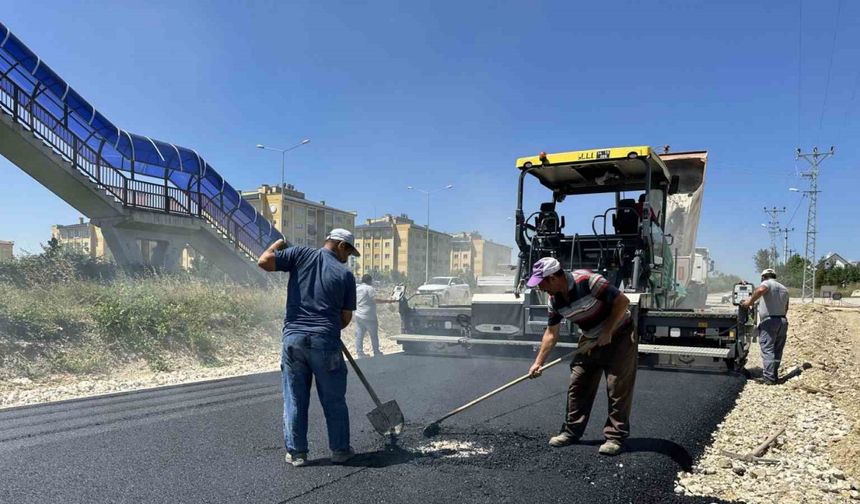 Dağkent’te yan yol yenileniyor