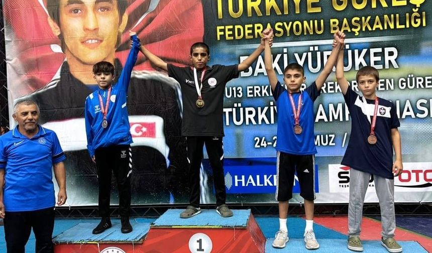 Yunusemreli Güreşçi Ramazan Özman Ordu’dan bronz madalya ile döndü