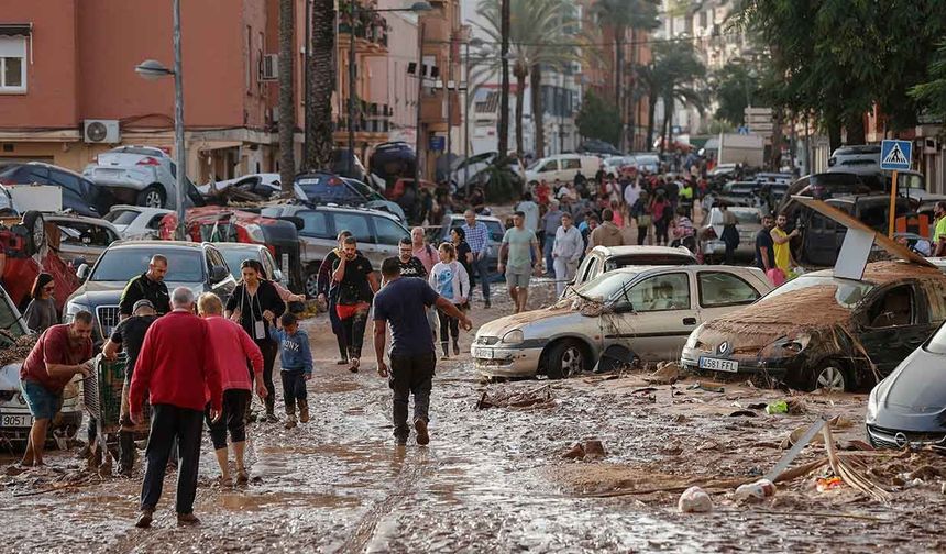 İspanya'da Sel Felaketi: 211 Kişi Hayatını Kaybetti