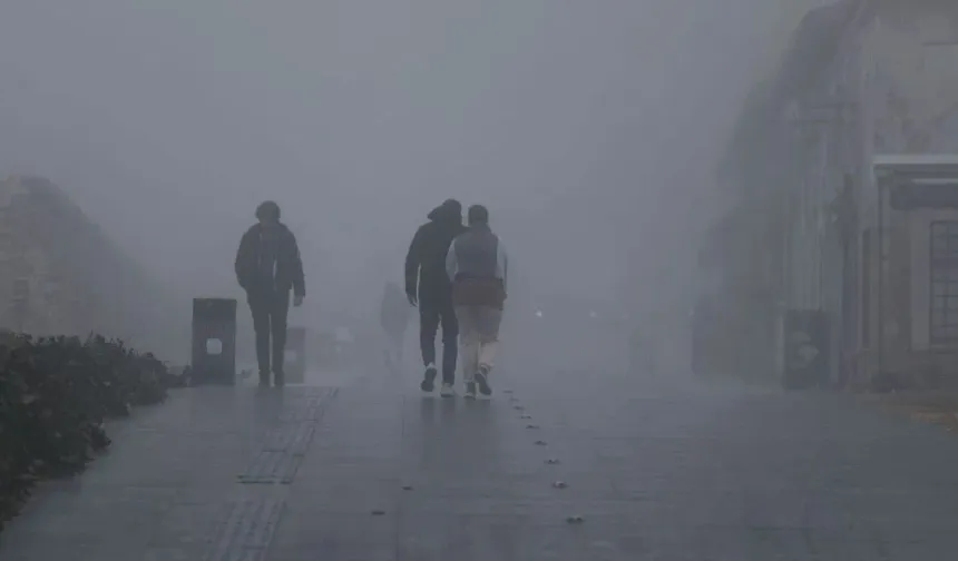 Meteoroloji'den Uyarı: Ege'de Sağanak, Marmara'da Fırtına