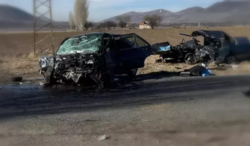 Ordu'da Feci Trafik Kazası: 2 Kişi Hayatını Kaybetti, 5 Kişi Yaralandı