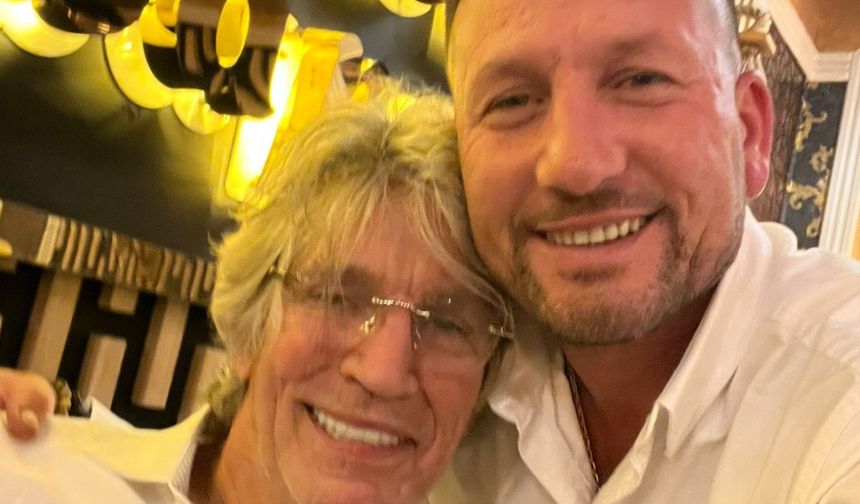 Hollywood’un Efsane İsmi Eric Roberts, Özgün Uzunali ile Brüksel’de Bir Araya Geldi