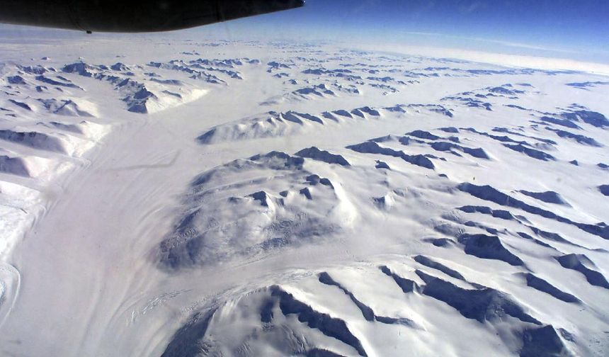 Antarktika’nın Derinliklerinden 6 Milyon Yıllık Hava: Bilim İnsanları Geçmişin Atmosferini Ortaya Çıkardı