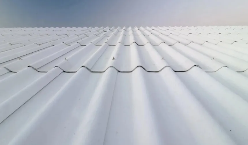 Güneşi Yansıtan, Suyu Toplayan Çatı Boyası: Su Kıtlığına Karşı Çığır Açan Buluş