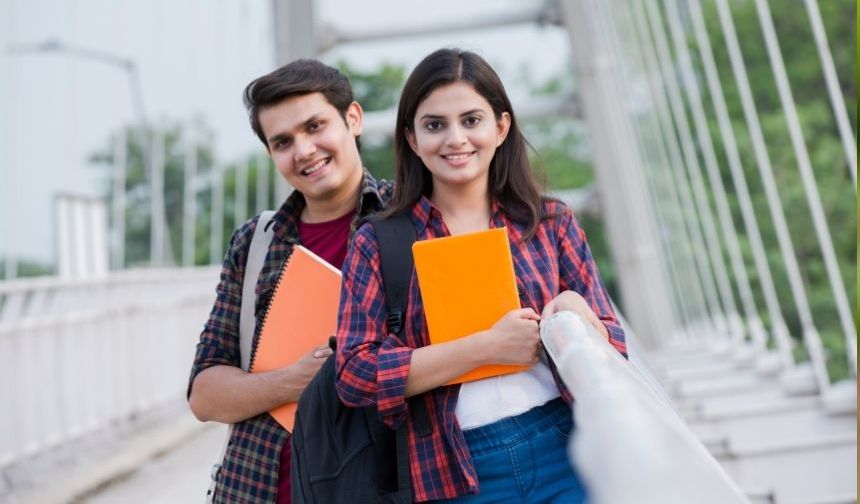 Üniversite öğrencileri için burs ve destek rehberi: Başvuru adımları ve ipuçları