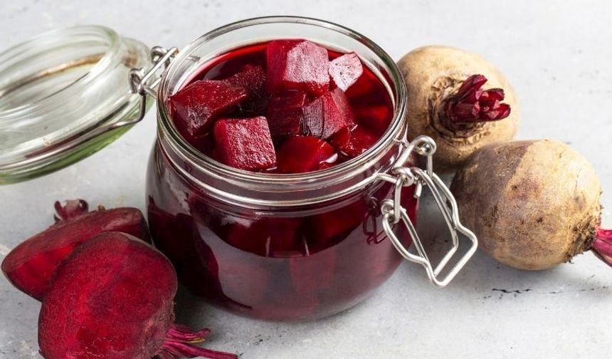 Ev Yapımı Turşunun Kıtır Kalmayı Başaran Sırları Açıklandı