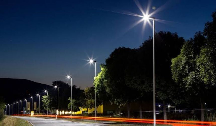 DLS Led Aydınlatma: 3 Milyon Armatürde LED Dönüşümü Şart