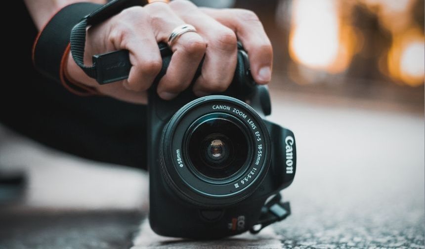 Kompakt Fotoğraf Makinesi ve Fotoğraf Makinesi Hakkında Bilmeniz Gereken Her Şey