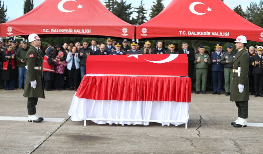 Gökyüzünden Ebediyete: Şehit Pilot İbrahim Bolat Son Yolculuğuna Uğurlandı