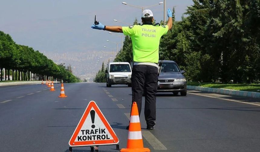 Trafikte Yeni Dönem Başladı: Kuralları İhlal Edene 200 Bin TL’ye Kadar Ceza