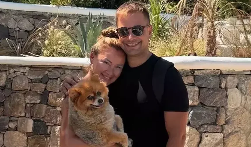 Pınar Altuğ'a 'Müstehcenlik' Sorusu! Eşi Sessiz Kalamadı