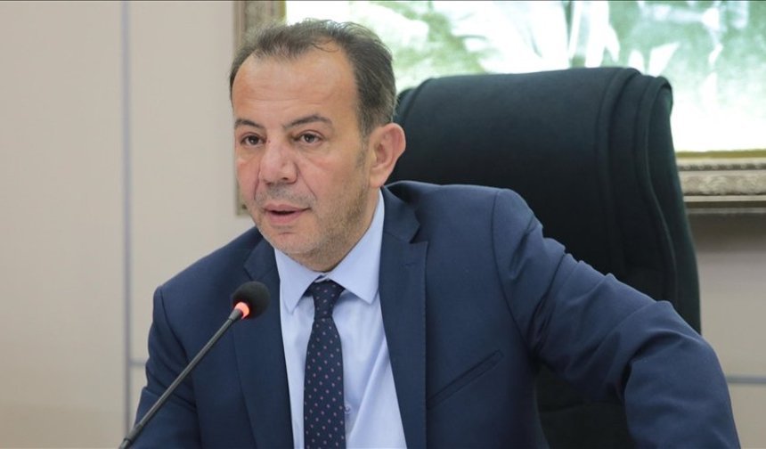 Duruşmada Gergin Anlar: Avukat Salondan Polis Eşliğinde Çıkarıldı