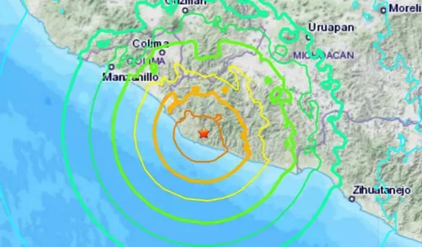 Meksika Açıklarında Güçlü Deprem: 7,4'lük Sarsıntı Sonrası Tsunami Alarmı Verildi