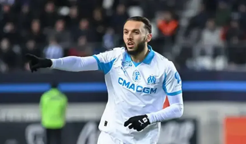 Transfer Piyasası Alev Aldı! Fenerbahçe'den Golcü Hamlesi, Süper Lig'de Hareketli Saatler